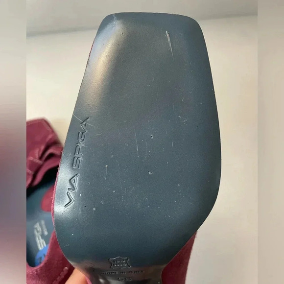 Via Spiga Aggie Suede Burgundy Bow Square Toe Heel Pumps Size 7.5M - Picture 6 of 7